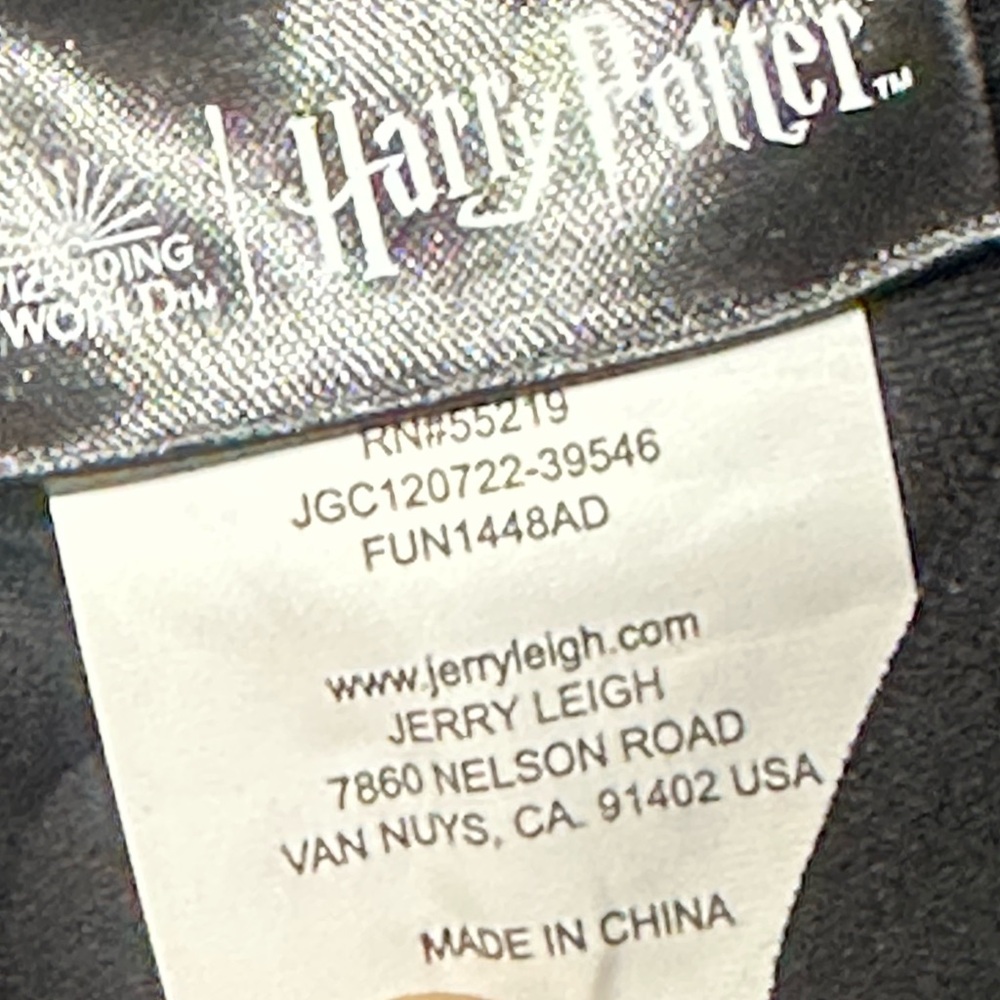 Harry Potter‎ Robe - Picture 4 of 5